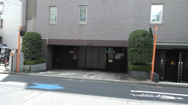 コートヒルズ高輪 駐車場