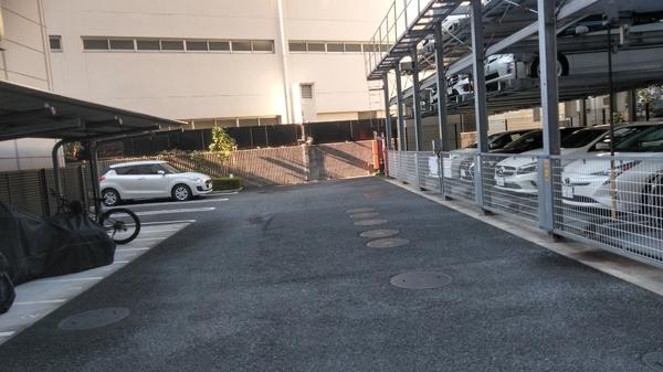 ルフォン白金台ザタワーレジデンス 駐車場