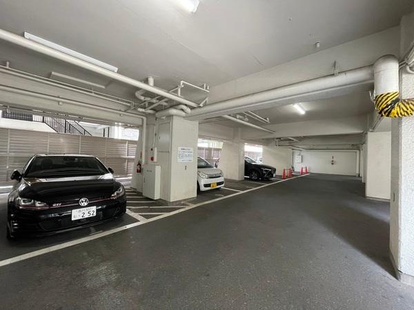 目黒グリーンコープ 駐車場