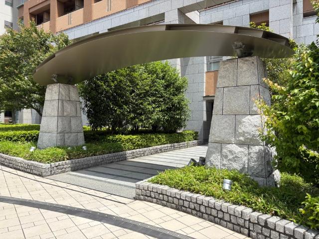プラウドタワー千代田富士見 エントランス