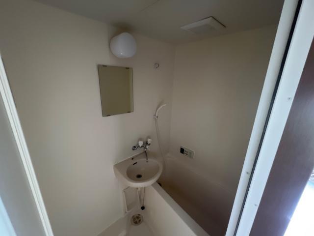 ロズウェルシブヤ 部屋画像
