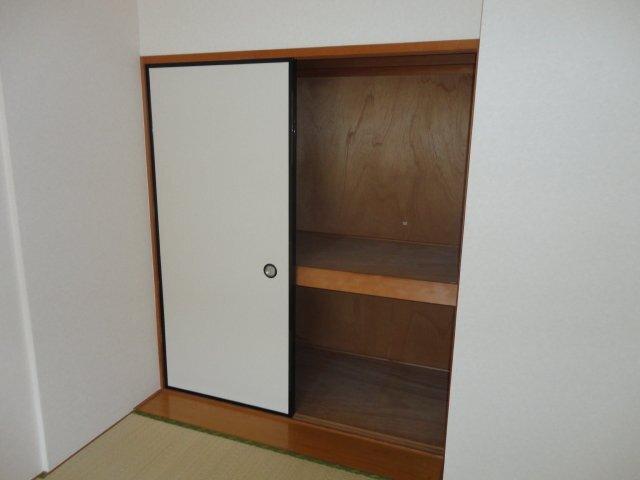 パールハイム 収納
