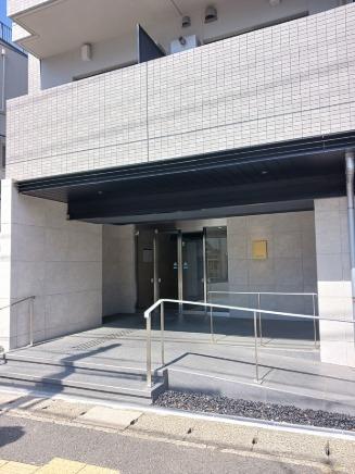 スアヴィス平塚八千代（1005） エントランス