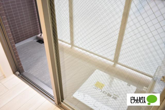 横浜市南区新川町マンション バルコニー