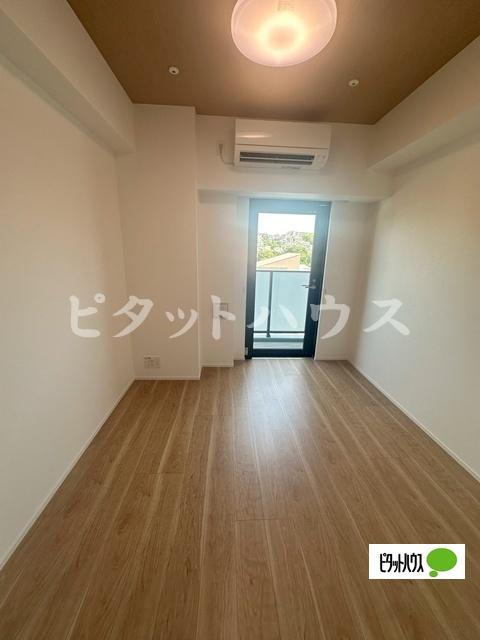 エストゥルース横浜蒔田 部屋画像