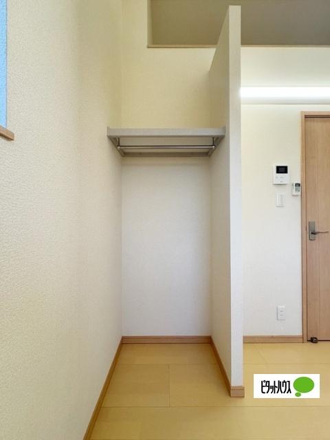パークヒル弘明寺（102） 収納