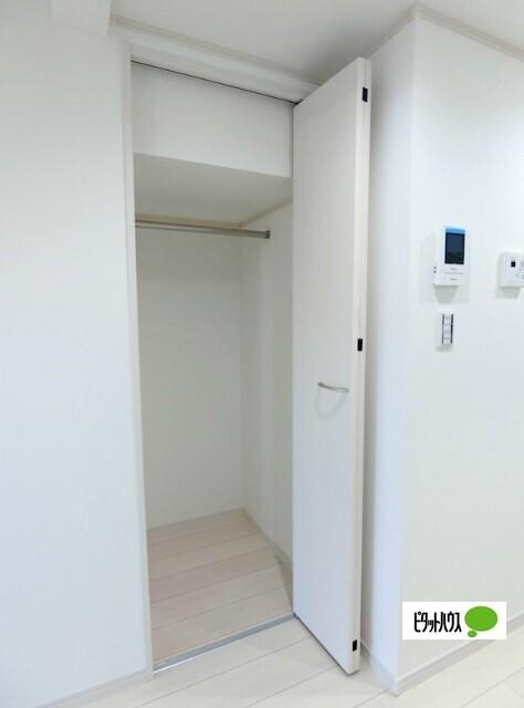 横浜市南区清水ケ丘アパート 収納
