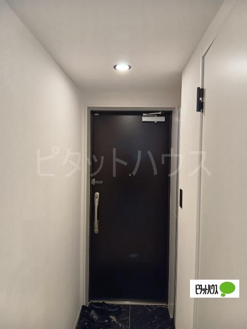 レピュア磯子駅前レジデンス 玄関