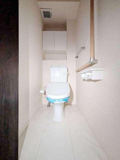 ラムリテン（102） 玄関