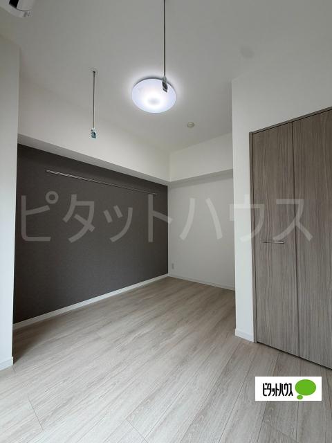 エストゥルース横浜吉野町Ⅱ 部屋画像