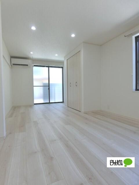 横浜市南区若宮町アパート リビング