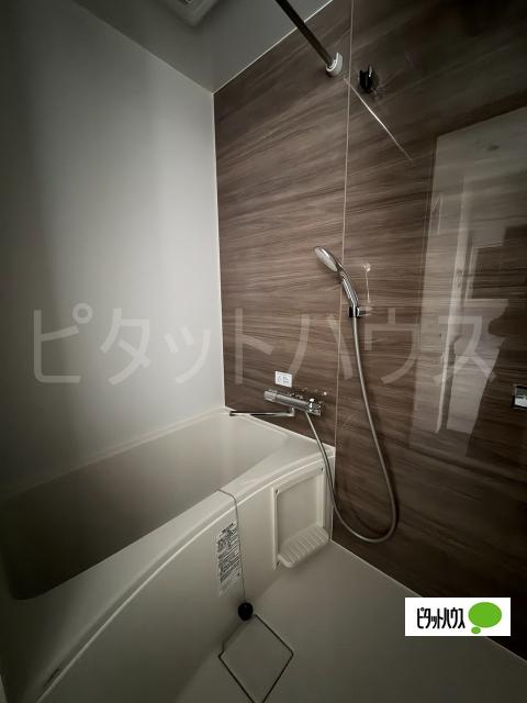 α parks hills 部屋画像