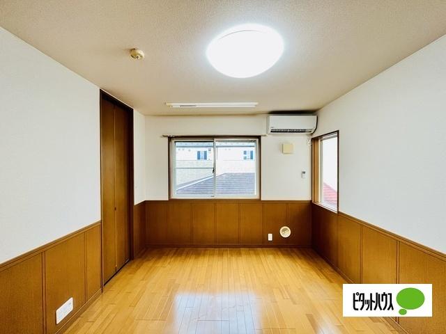 横浜市中区竹之丸アパート リビング