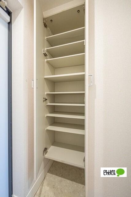 スパシエカステール横浜吉野町（606） 収納