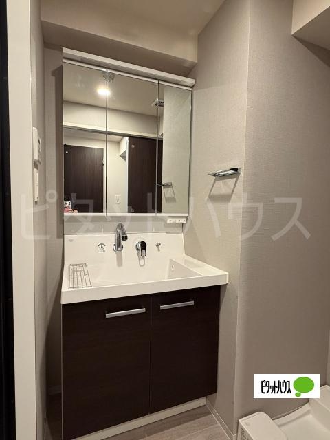 Yokohama Shigyo B.L.D 部屋画像