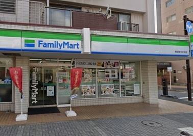 ファミリーマート横須賀米が浜店：311m