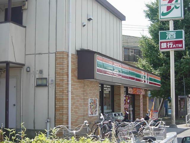 セブンイレブン（コンビニ）：350m