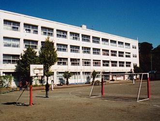 川井小学校：400m