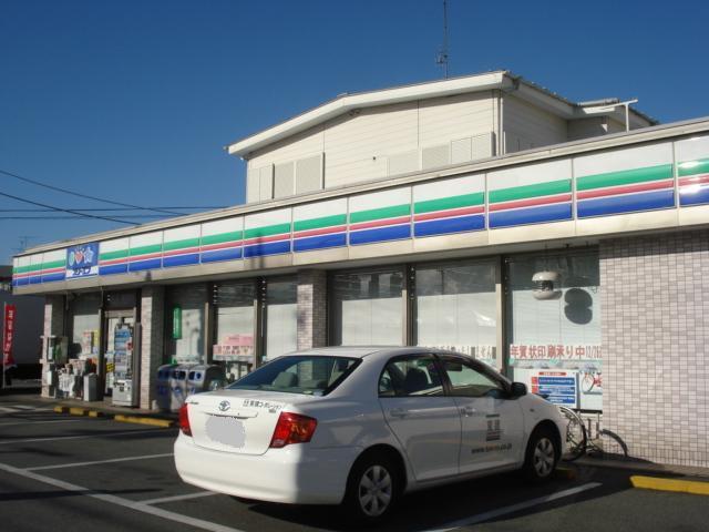 スリーエフ（コンビニ）：400m