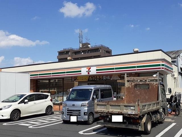 セブンイレブン：200m