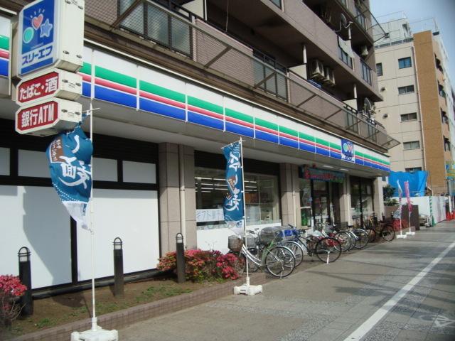 スリーエフ(コンビニ)：541m