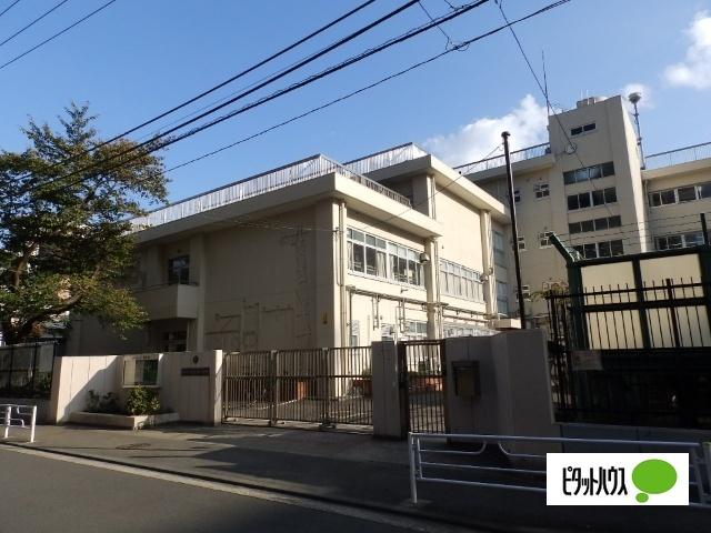 横浜市立南吉田小学校：494m