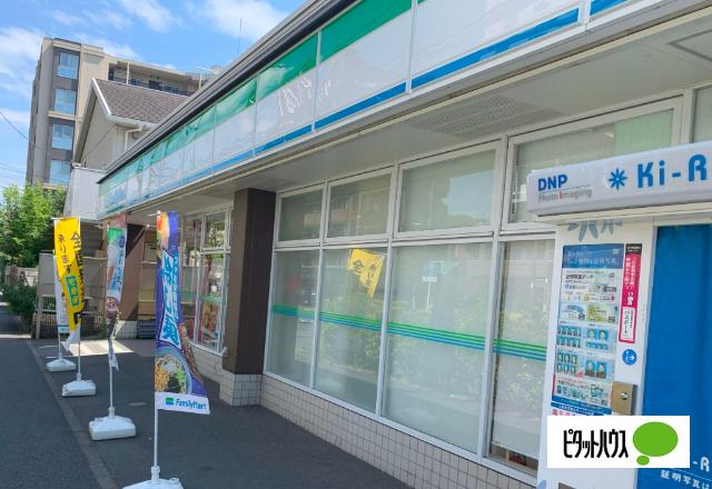 ファミリーマート永田東一丁目店：679m