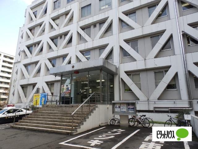 伊勢佐木警察署：818m