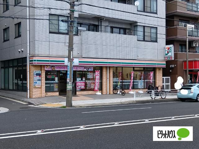セブンイレブン横浜山手本牧通り店：691m