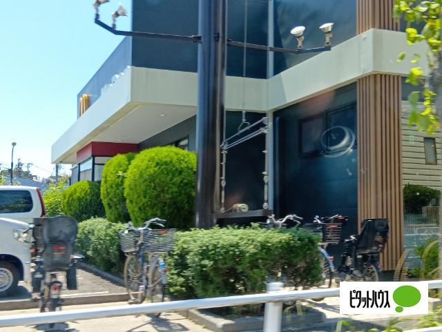 マクドナルド港南笹下店：700m