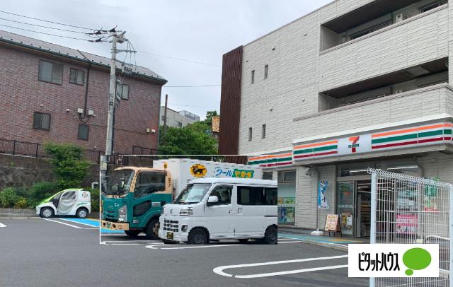 セブンイレブン横浜大久保2丁目店：496m