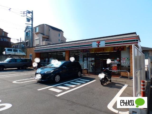 セブンイレブン横浜大久保3丁目店：554m