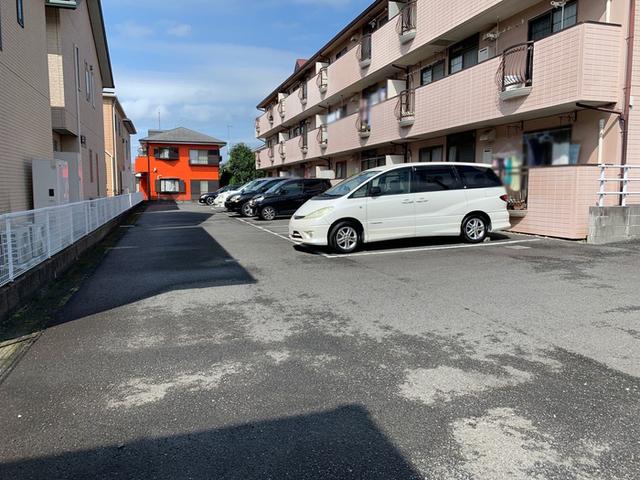 エスポワールいずみ（231） 駐車場