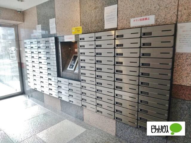 横浜市南区浦舟町マンション エントランス