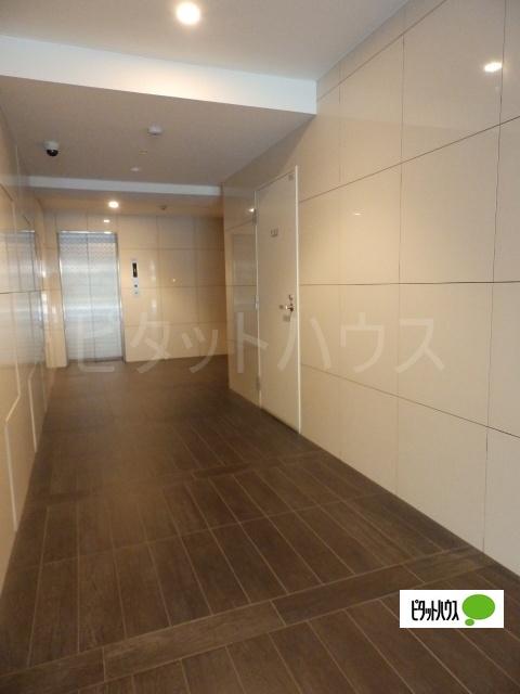 横浜市南区二葉町マンション エントランス