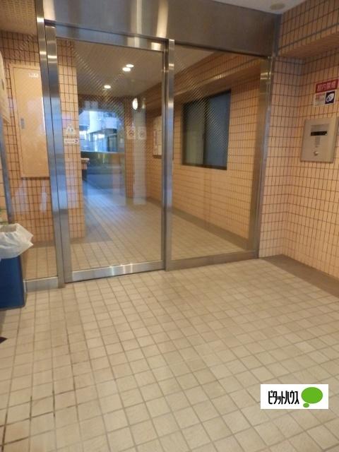 横浜市南区南吉田町マンション エントランス