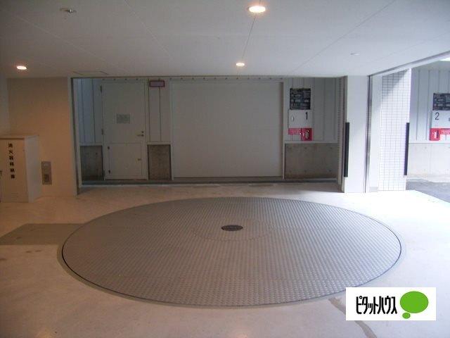 ZOOM横浜SQUARE（401） 駐車場