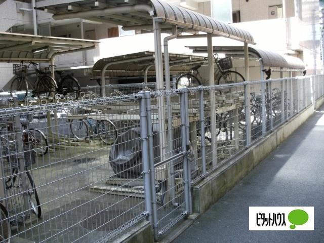 ハイランド磯子Ⅰ 駐車場