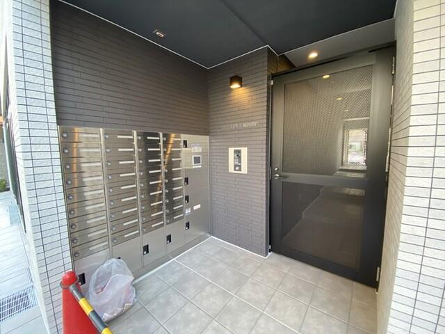 ＴＲＥ ＬＵＣＥ横濱関内（904） エントランス