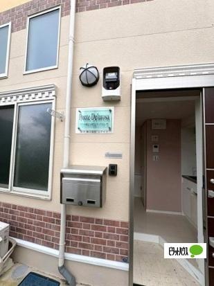 横浜市保土ケ谷区岩井町アパート エントランス