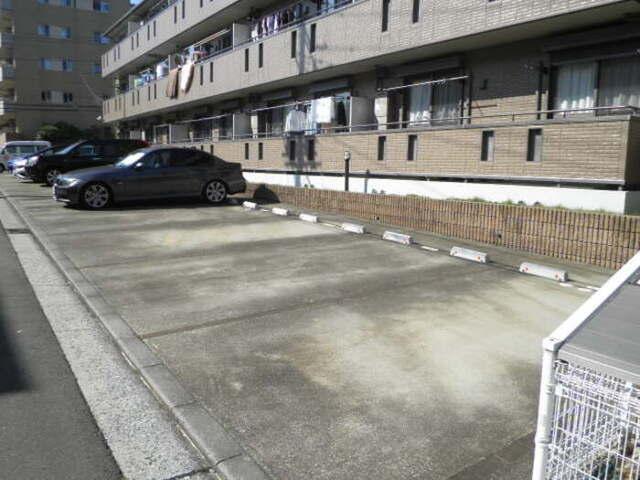 エーデルハイムＡ（101） 駐車場