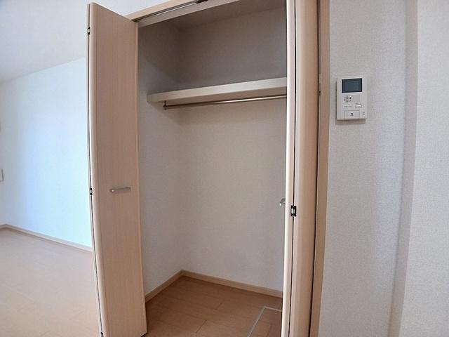 コスモハイツ　Ⅱ（101） 収納