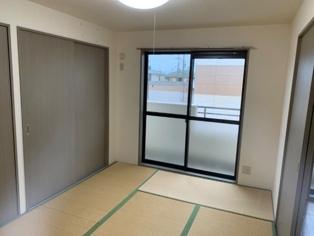 リブ・ヒルズ 部屋画像