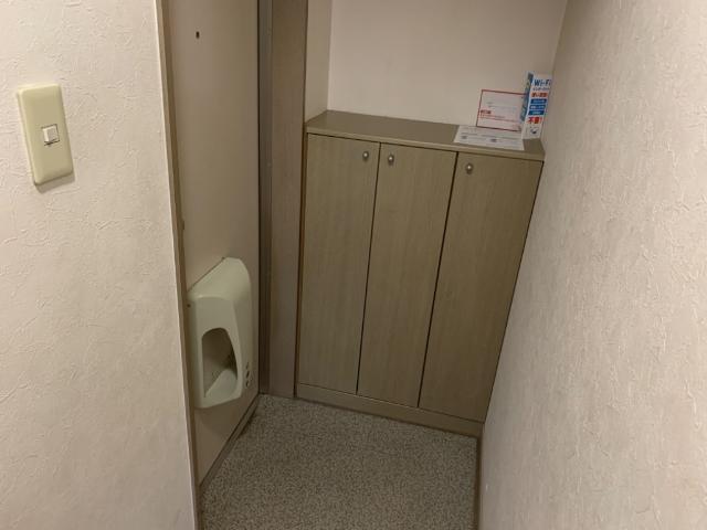 リブ・ヒルズ 玄関