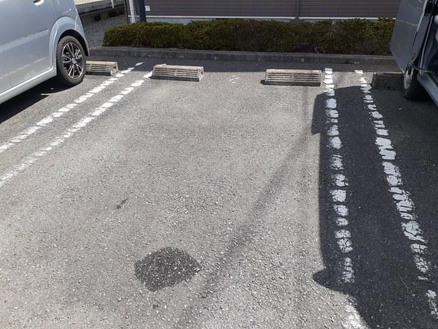 アメニティ１０（102） 駐車場