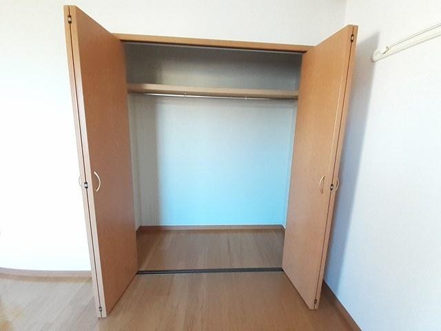 アヴェニュー谷川（204） 収納