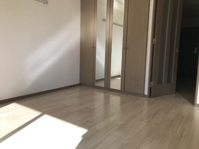グランディー 室内