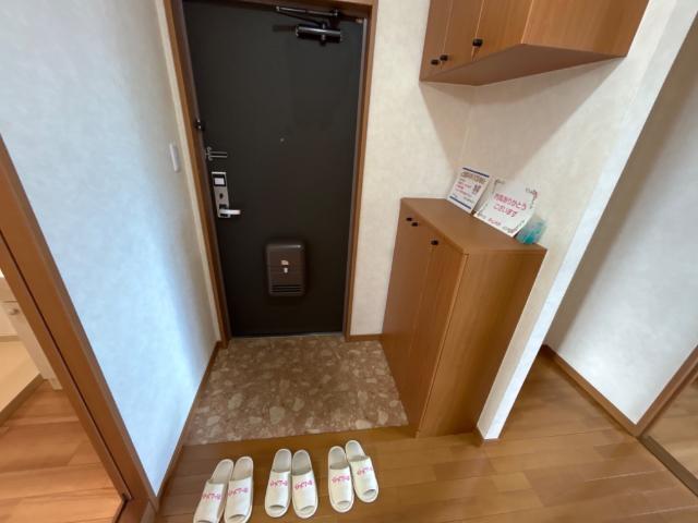 レジデンスコート東山 玄関