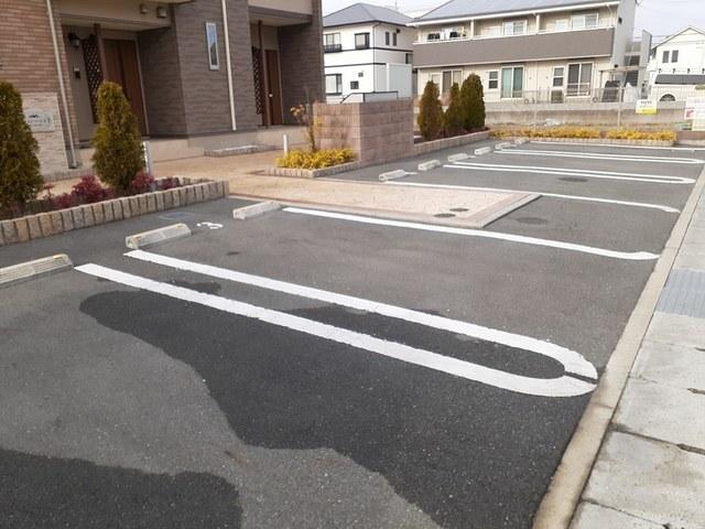 エストソーレⅡ（103） 駐車場