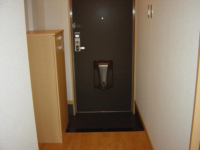 ローズパラーシオ 玄関
